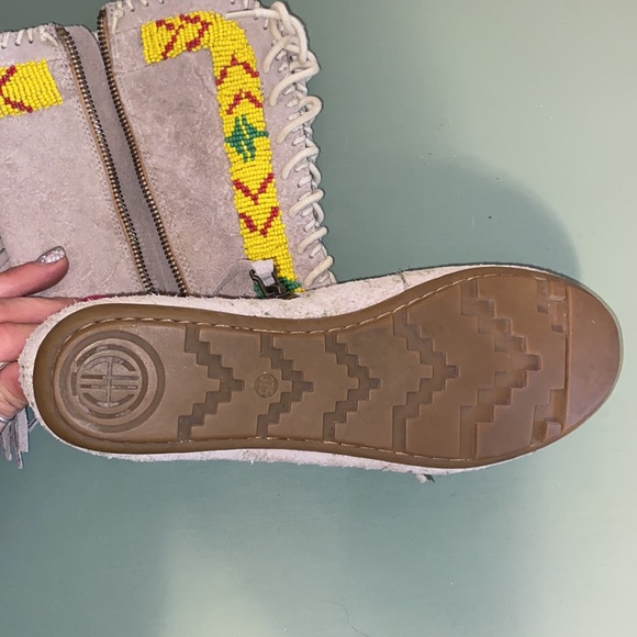 House Of Harlow 1960 beaded moccasins size 37.5 or 6.5 - Picture 3 of 6